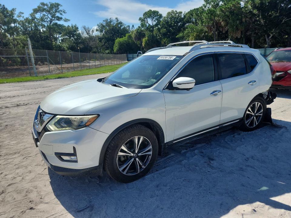 NISSAN ROGUE 2018 with VIN 5N1AT2MT0JC798488 - Photo from auction