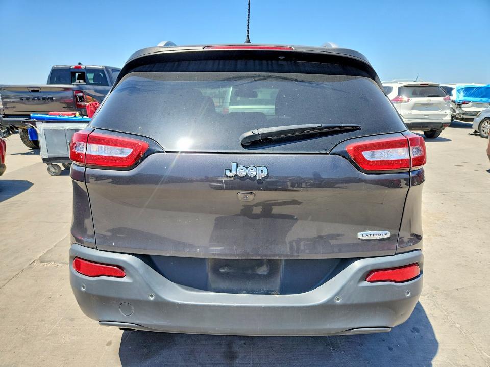 Photo 6 from auction – 2017 JEEP CHEROKEE with VIN 1C4PJLCB9HW653042
