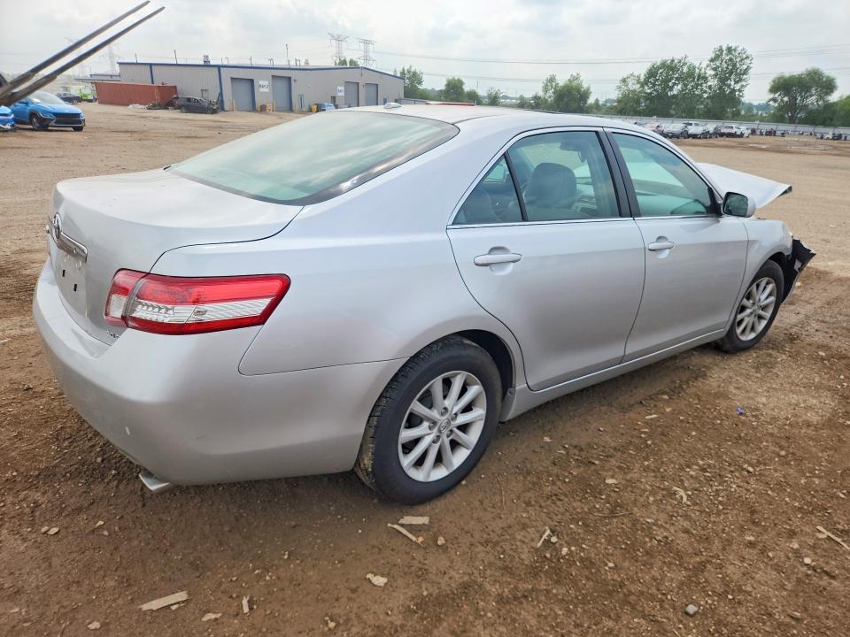 Photo 3 from auction – 2011 TOYOTA CAMRY with VIN 4T4BF3EK0BR197025