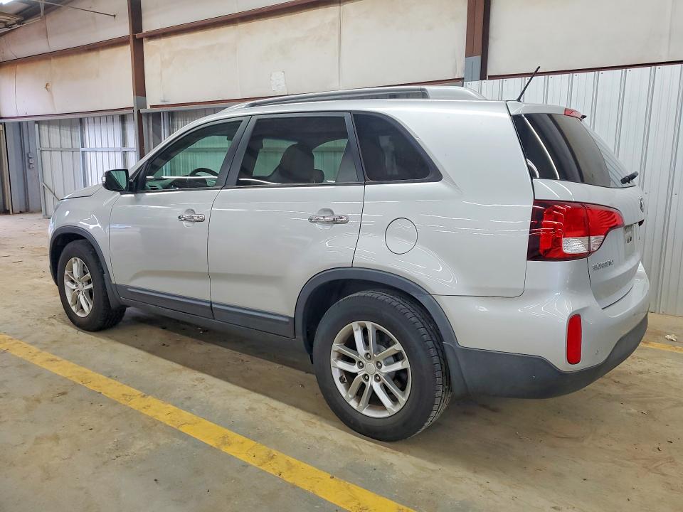 Photo 2 from auction – 2014 KIA SORENTO with VIN 5XYKT4A6XEG519424