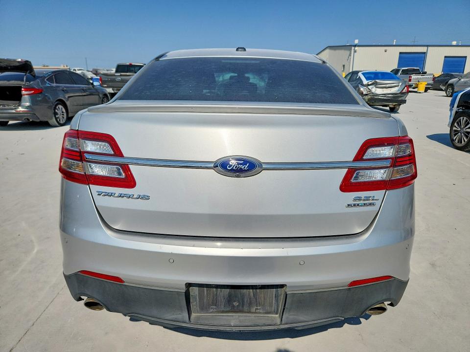 Foto 6 de la subasta – 2014 FORD TAURUS con VIN 1FAHP2E82EG174245