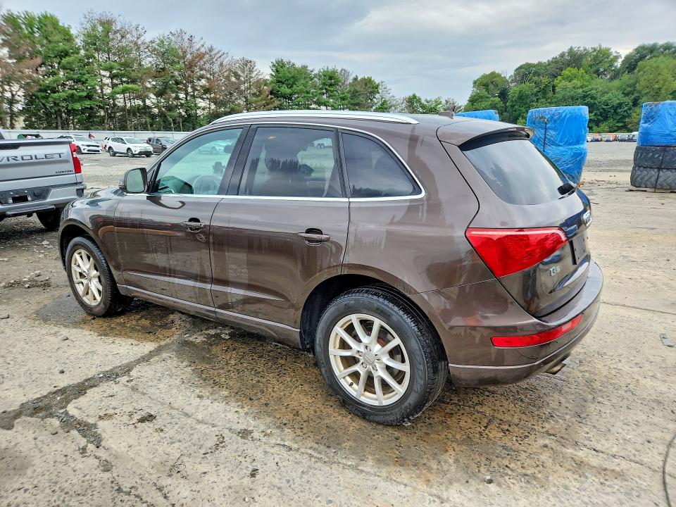 Photo 2 from auction – 2012 AUDI Q5 with VIN WA1LFAFP2CA090945