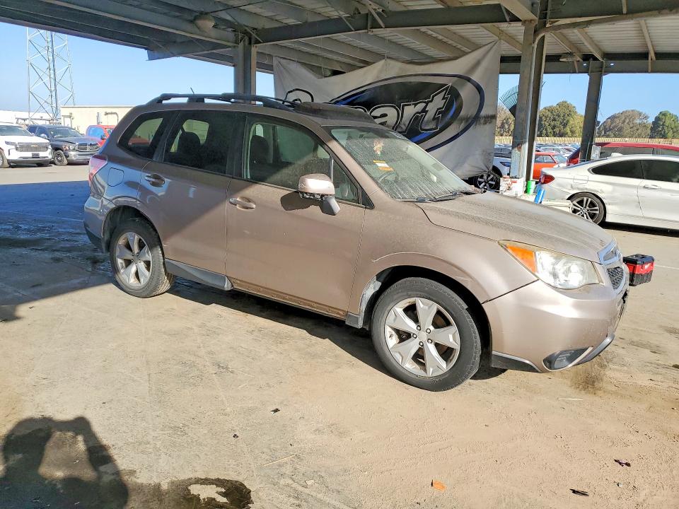 Photo 4 from auction – 2015 SUBARU FORESTER with VIN JF2SJAFC5FH547385