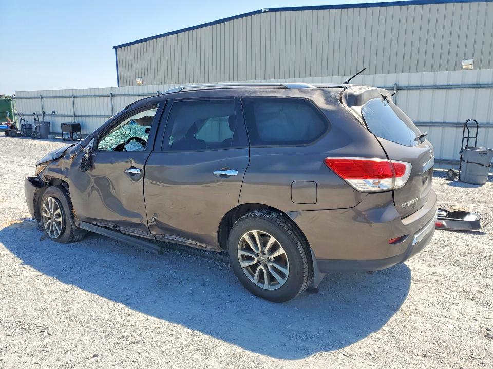 Photo 2 from auction – 2016 NISSAN PATHFINDER with VIN 5N1AR2MN6GC646529