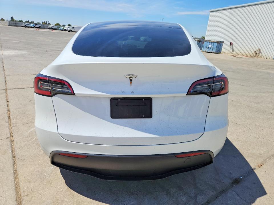 Фото 6 с аукциона – 2024 TESLA MODEL Y с VIN 7SAYGDED7RF154403