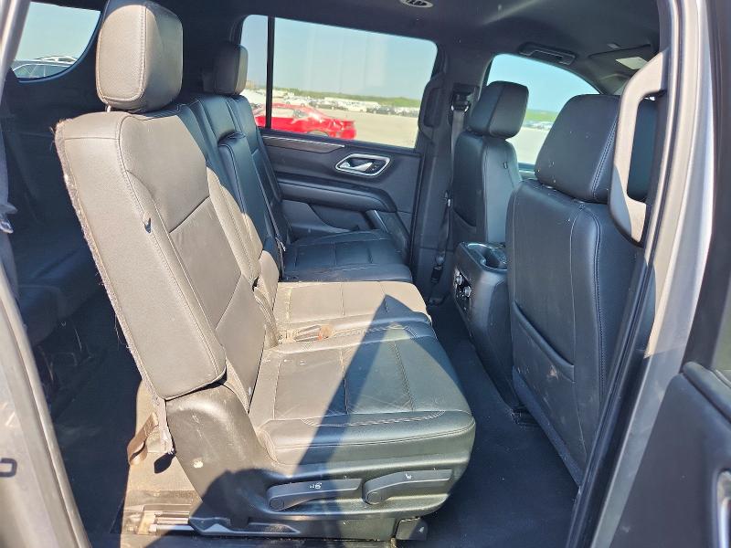 Photo 11 from auction – 2021 CHEVROLET SUBURBAN with VIN 1GNSCCKD3MR263898