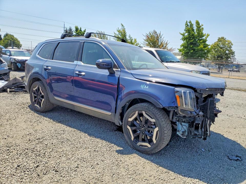 Photo 4 from auction – 2023 KIA TELLURIDE with VIN 5XYP6DGC8PG389074