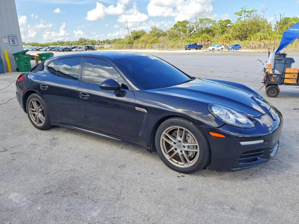 Photo 4 from auction – 2014 PORSCHE PANAMERA with VIN WP0AA2A74EL010450
