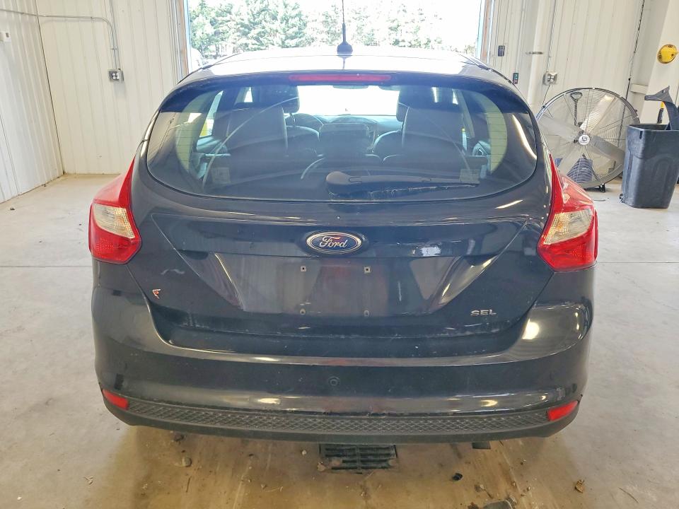 Photo 6 from auction – 2012 FORD FOCUS with VIN 1FAHP3M22CL288365