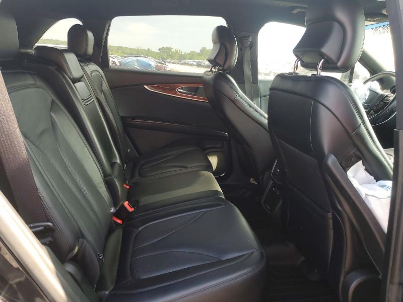 Photo 11 from auction – 2019 LINCOLN NAUTILUS with VIN 2LMPJ8L93KBL19513