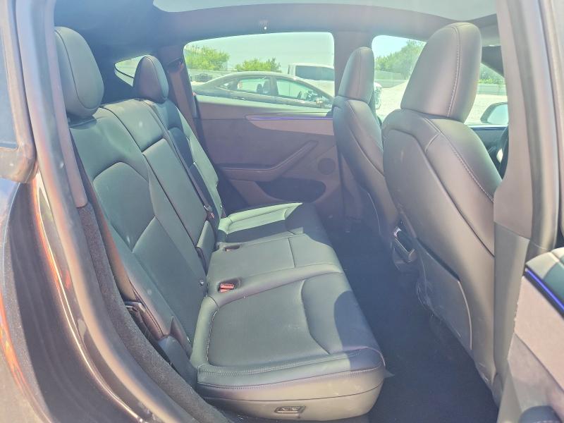 Снимка 10 от търг – 2026 TESLA MODEL Y с VIN 7SAYGDED6TA648062