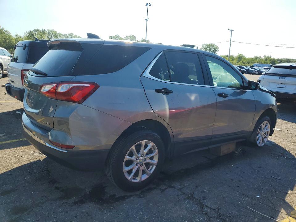 Photo 3 from auction – 2018 CHEVROLET EQUINOX with VIN 3GNAXSEV7JL117554