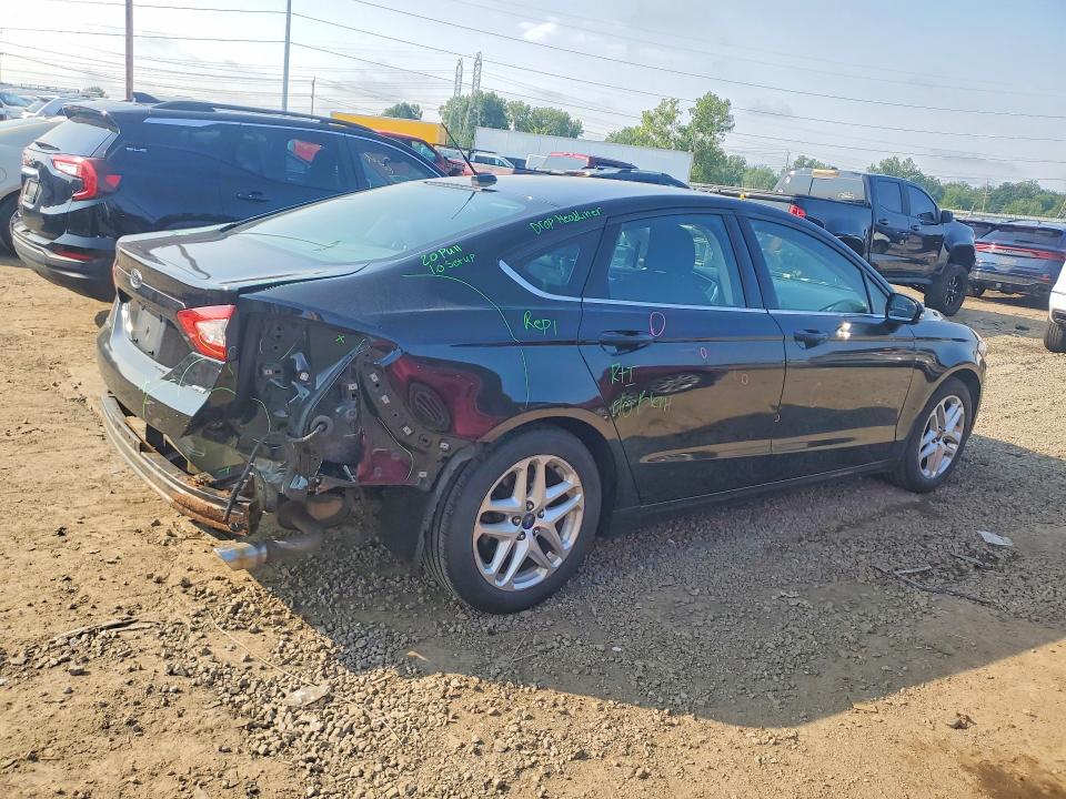 Photo 3 from auction – 2016 FORD FUSION with VIN 3FA6P0H73GR103582