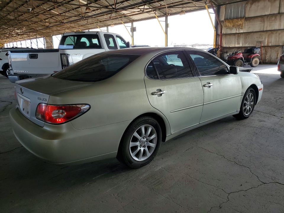 Photo 3 from auction – 2002 LEXUS ES with VIN JTHBF30G920039404