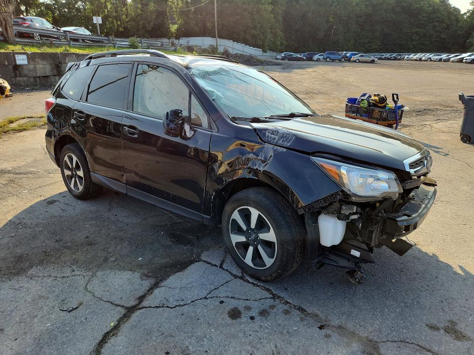 صورة رقم 4 من المزاد - 2017 SUBARU FORESTER مع VIN JF2SJAGC9HH553949