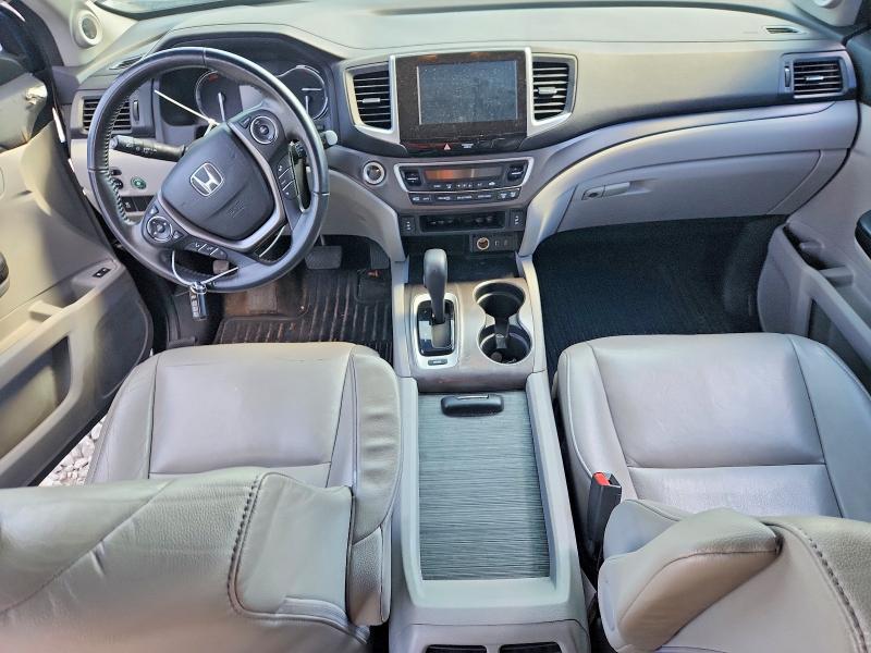 Photo 8 from auction – 2017 HONDA PILOT with VIN 5FNYF5H52HB008595