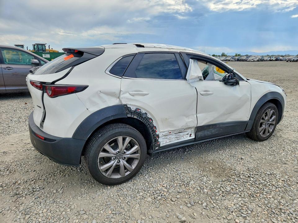 Photo 3 from auction – 2020 MAZDA CX-30 with VIN 3MVDMBCLXLM119648