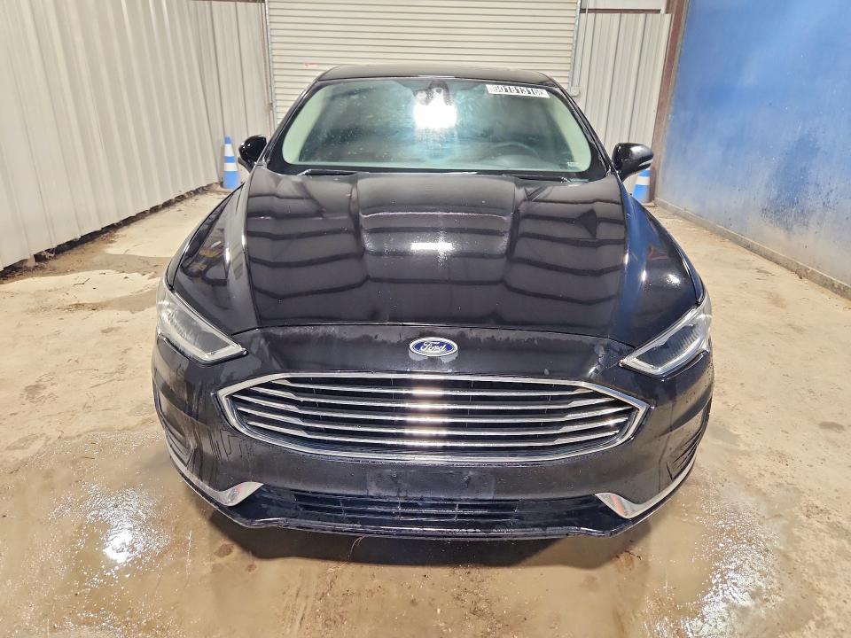 Photo 5 from auction – 2019 FORD FUSION with VIN 3FA6P0CD4KR238012
