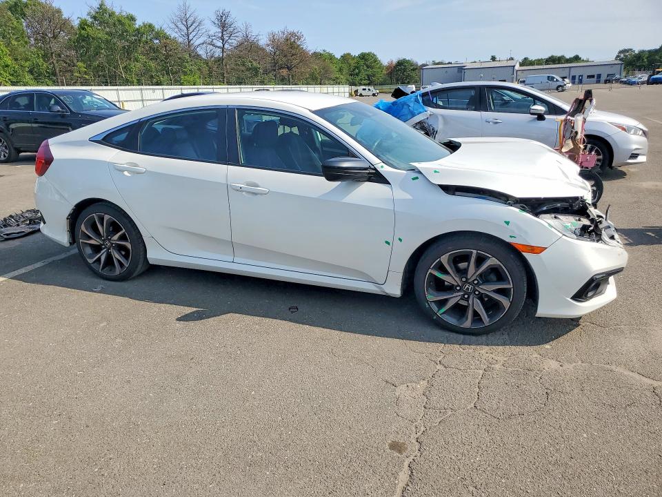 Photo 4 from auction – 2019 HONDA CIVIC with VIN 2HGFC2F82KH528861