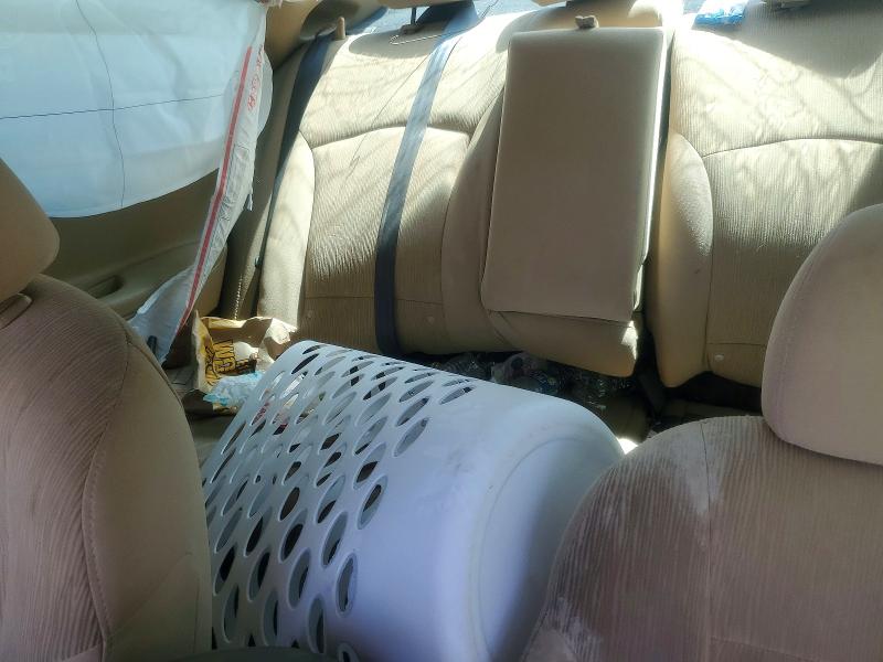 Снимка 10 от търг – 2012 HYUNDAI SONATA с VIN 5NPEB4AC7CH375911