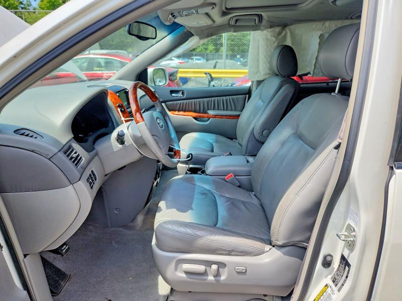 Photo 7 from auction – 2006 TOYOTA SIENNA with VIN 5TDZA22C36S582981