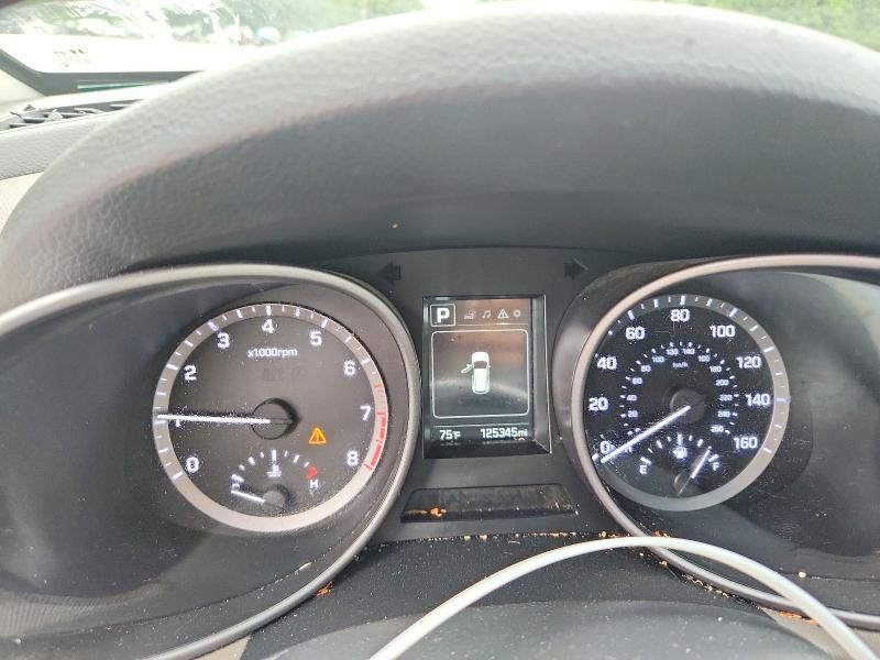 Photo 9 from auction – 2018 HYUNDAI SANTA FE SPORT with VIN 5NMZT3LB2JH073451