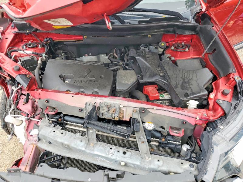 Photo 12 from auction – 2016 MITSUBISHI OUTLANDER with VIN JA4AD3A33GZ013750