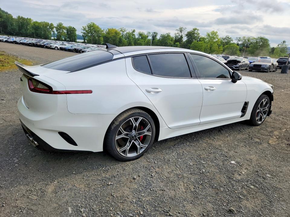 Photo 3 from auction – 2019 KIA STINGER with VIN KNAE55LC9K6044506