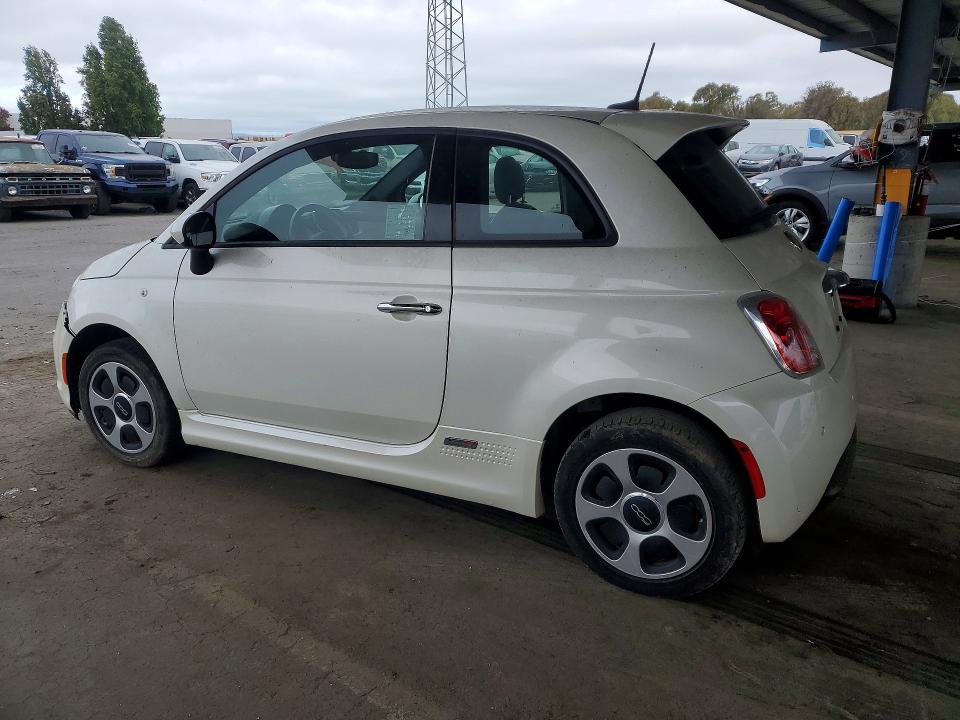 Photo 2 from auction – 2016 FIAT 500 with VIN 3C3CFFGE4GT152395