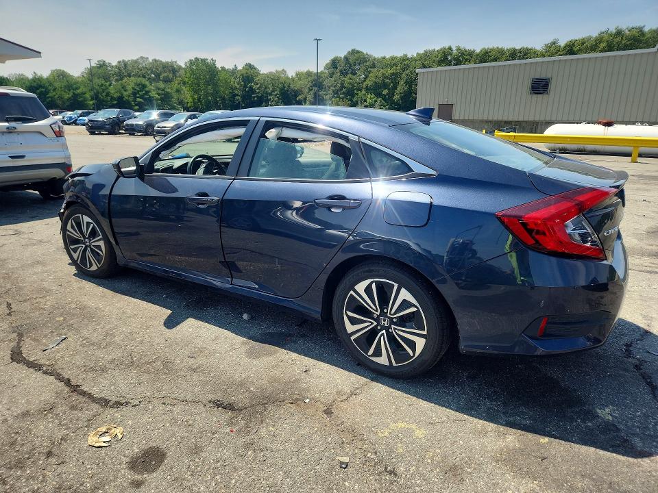 Photo 2 from auction – 2017 HONDA CIVIC with VIN 19XFC1F72HE205835
