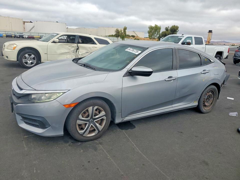 HONDA CIVIC 2018 with VIN 2HGFC2F56JH564797 - Photo from auction