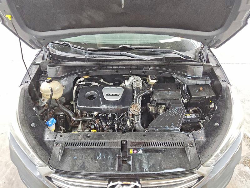 Photo 12 from auction – 2017 HYUNDAI TUCSON with VIN KM8J3CA26HU380717