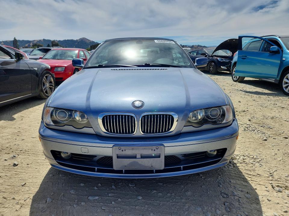 Photo 5 from auction – 2003 BMW 325 with VIN WBABS33493PG92550