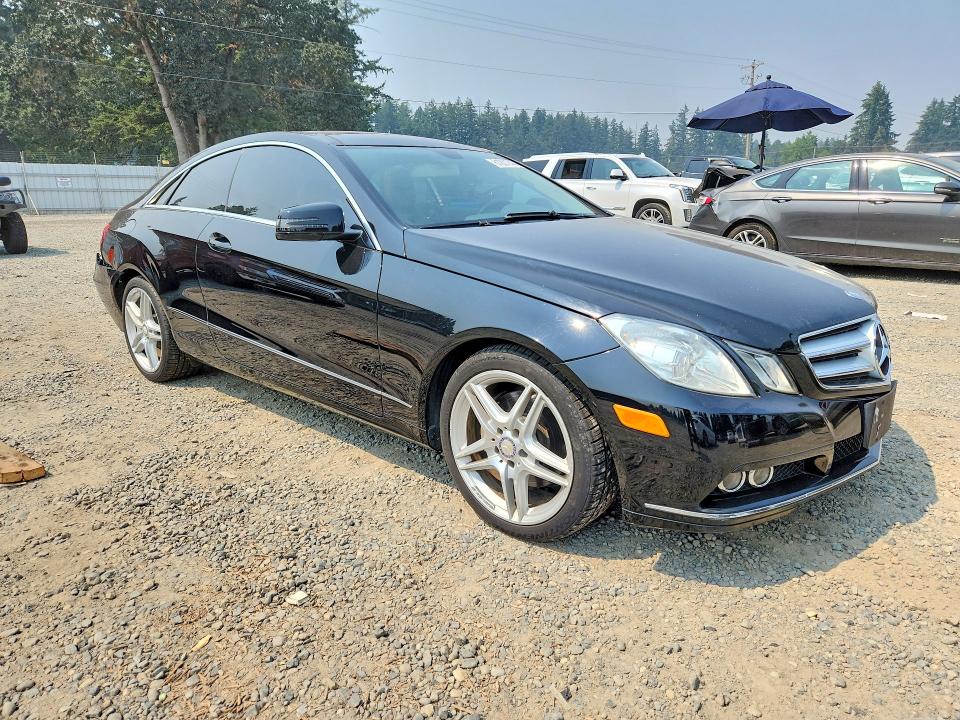 Photo 4 from auction – 2011 MERCEDES-BENZ E with VIN WDDKJ5GBXBF063316