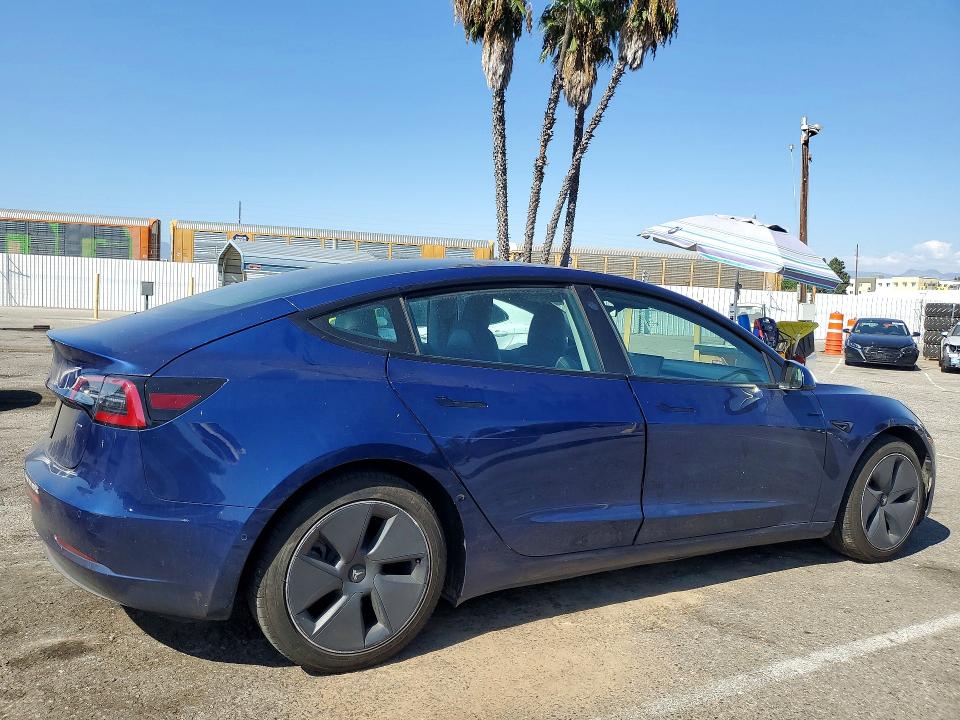 Photo 3 from auction – 2022 TESLA MODEL 3 with VIN 5YJ3E1EA9NF148470