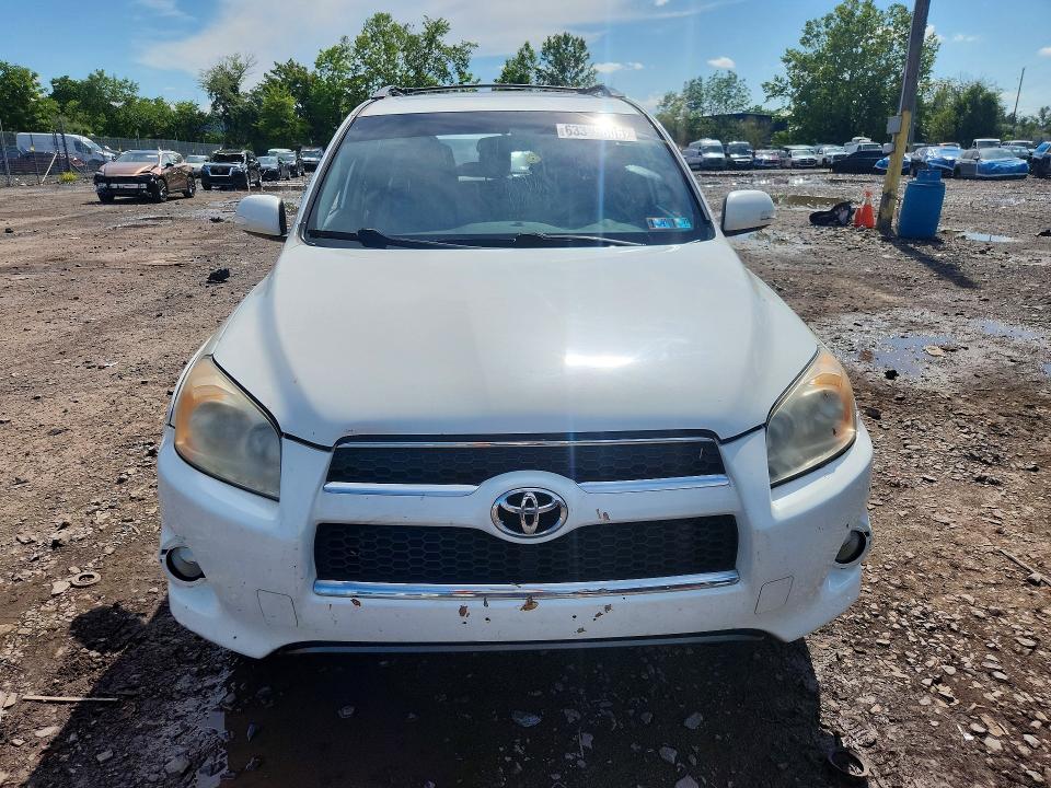 Photo 5 from auction – 2011 TOYOTA RAV4 with VIN 2T3DF4DV6BW161173