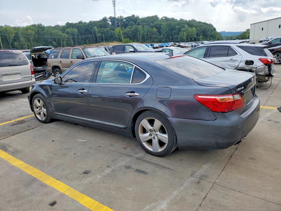 Photo 2 from auction – 2010 LEXUS LS with VIN JTHGL5EF2A5037568