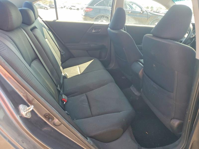 Photo 10 from auction – 2015 HONDA ACCORD with VIN 1HGCR2F38FA063495