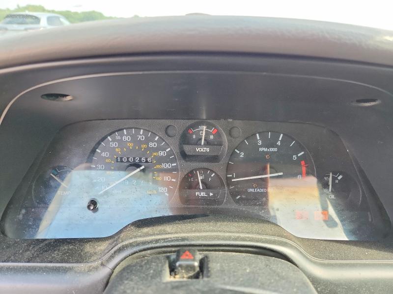Photo 9 from auction – 1996 FORD THUNDERBIRD with VIN 1FALP6248TH184093