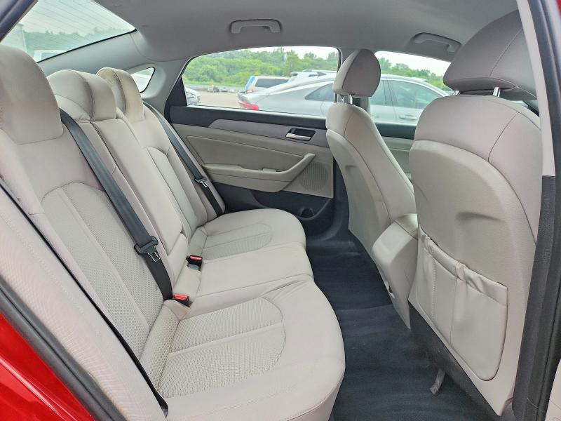 Photo 10 from auction – 2018 HYUNDAI SONATA with VIN 5NPE34AF1JH649964