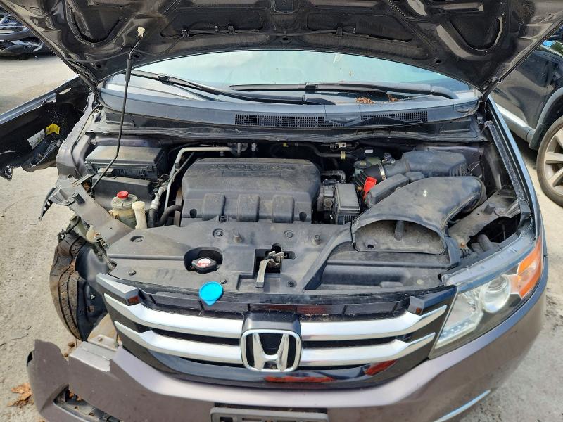 Photo 12 from auction – 2016 HONDA ODYSSEY with VIN 5FNRL5H34GB019673