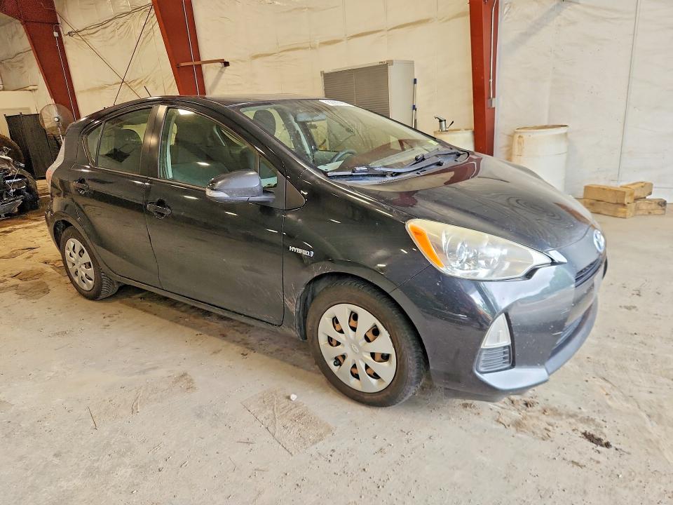 Photo 4 from auction – 2012 TOYOTA PRIUS C with VIN JTDKDTB37C1512536