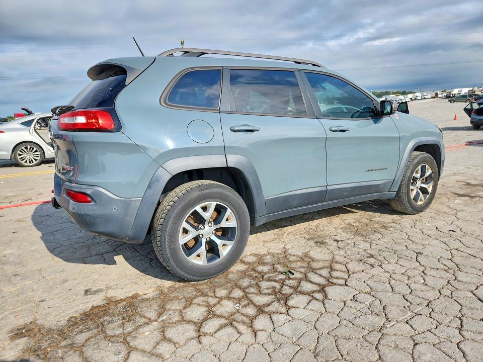 Photo 3 from auction – 2014 JEEP CHEROKEE with VIN 1C4PJMBS2EW171094