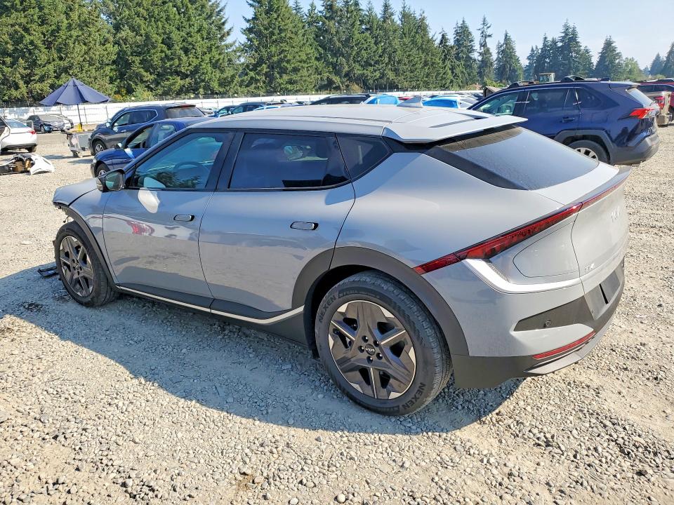 Photo 2 from auction – 2025 KIA EV6 with VIN 5XYC34JA5SG011883
