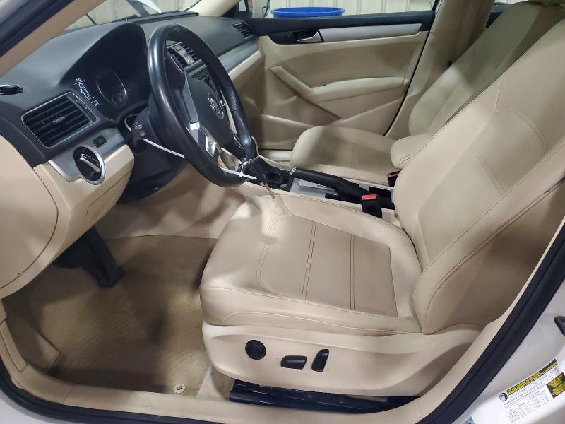 Photo 7 from auction – 2012 VOLKSWAGEN PASSAT with VIN 1VWBP7A32CC095215