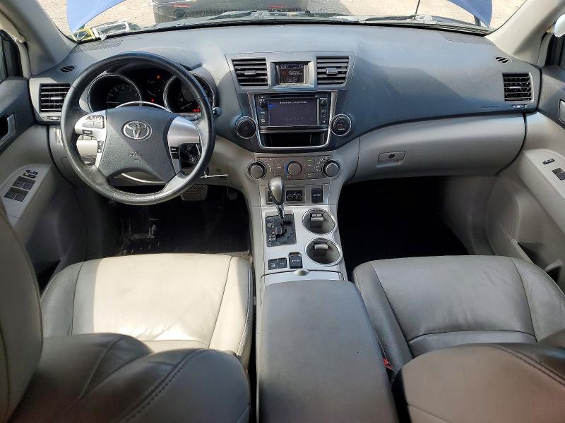 Photo 8 from auction – 2013 TOYOTA HIGHLANDER with VIN 5TDBK3EHXDS200583