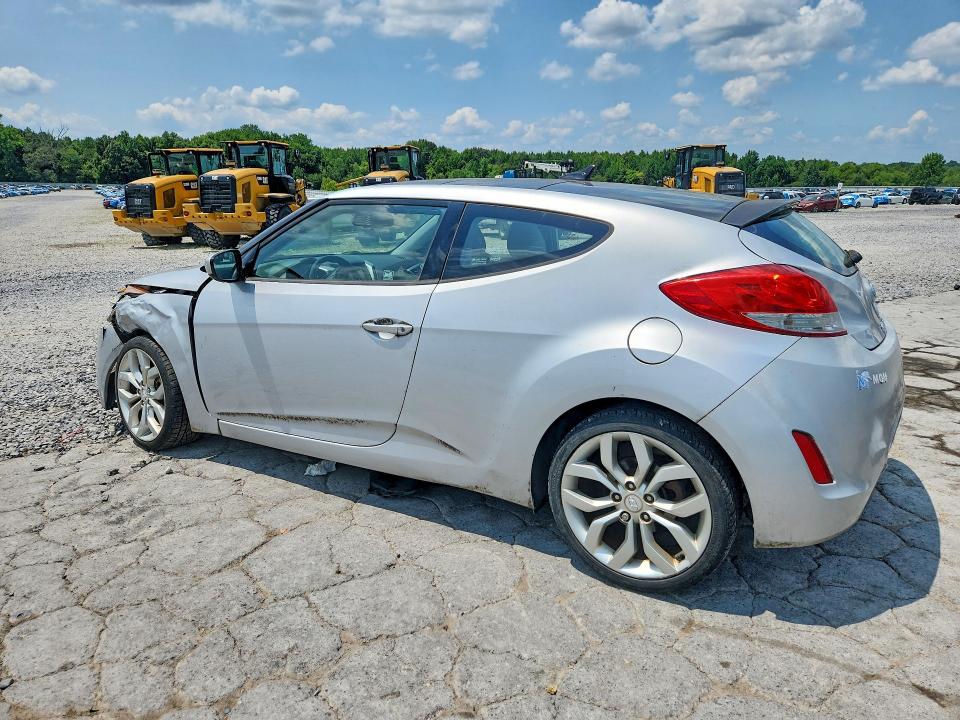 Photo 2 from auction – 2012 HYUNDAI VELOSTER with VIN KMHTC6AD7CU029075