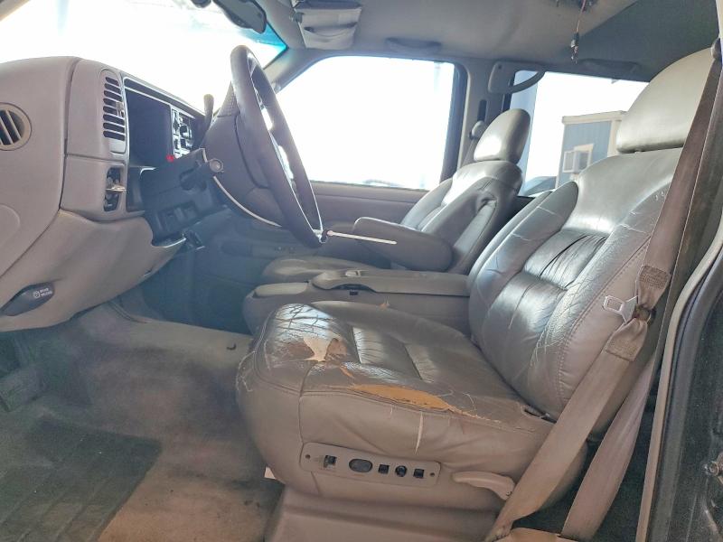 Photo 7 from auction – 1999 GMC SUBURBAN with VIN 3GKFK16R2XG524325