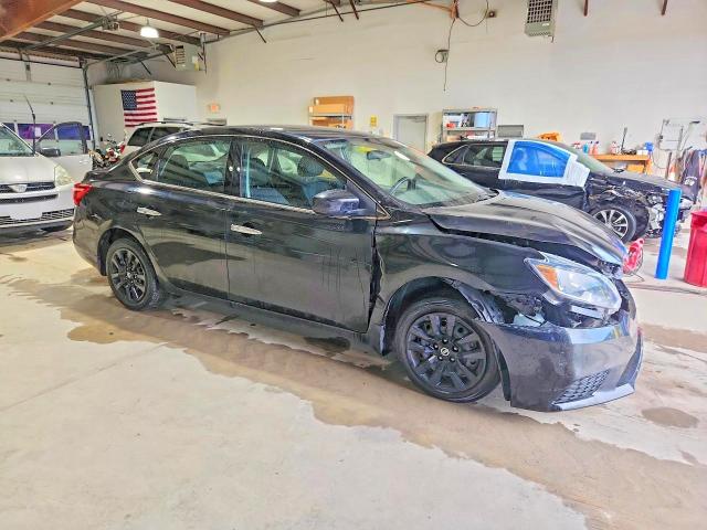 Photo 4 from auction – 2016 NISSAN SENTRA with VIN 3N1AB7AP6GL677041