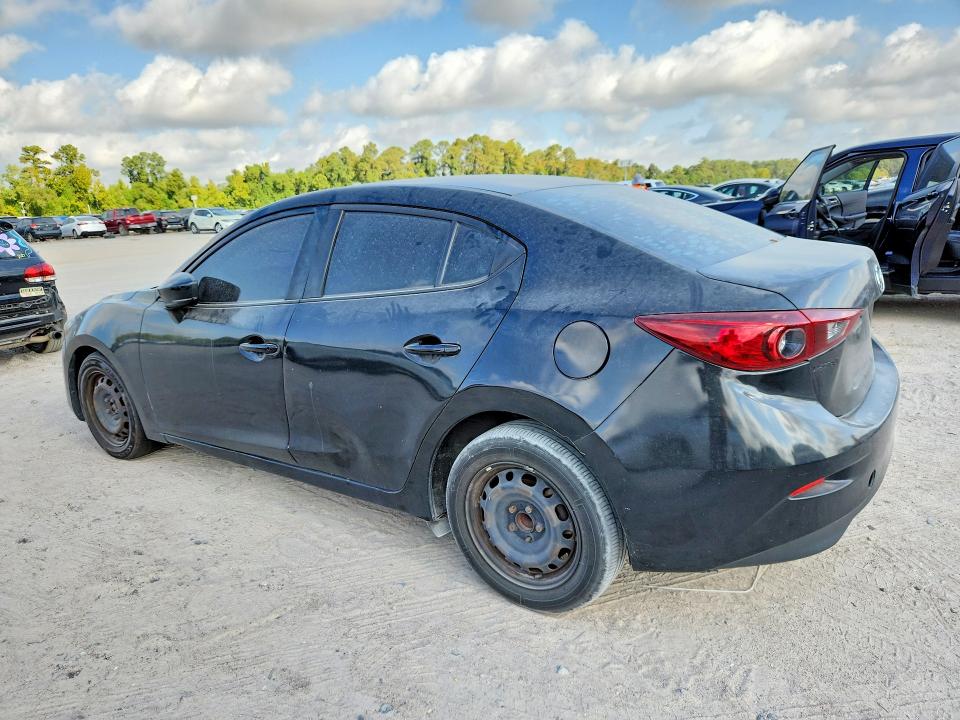Photo 2 from auction – 2017 MAZDA 3 with VIN 3MZBN1U73HM151301